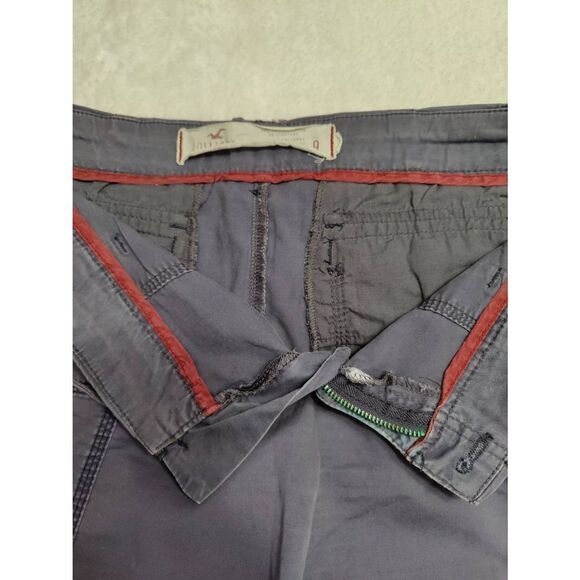 Hollister Cargo Shorts - Picture 3 of 3